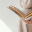 девушка и книга - Петрозаводск говорит